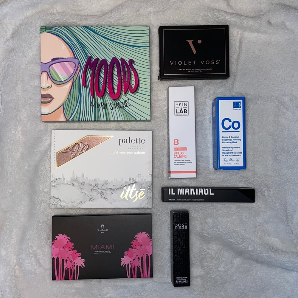 Makeup and skincare Beauty bundle